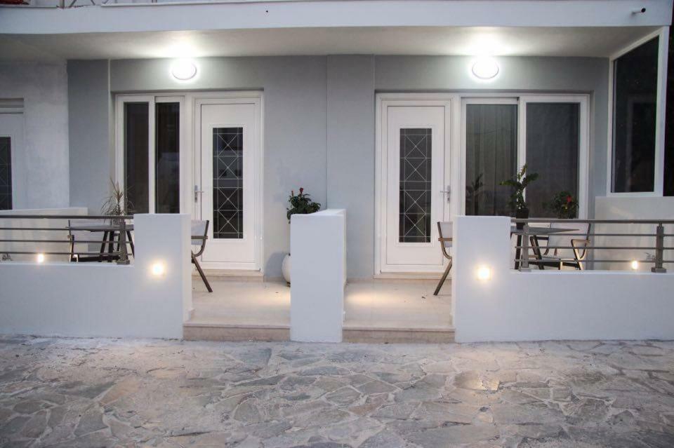 Luxury Apartments Near To The Beach プラキアス エクステリア 写真