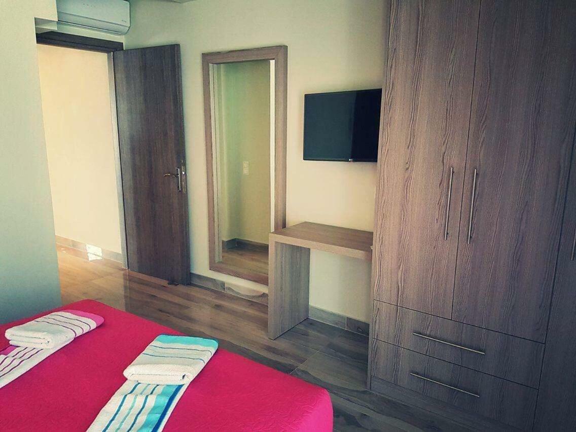 Luxury Apartments Near To The Beach プラキアス エクステリア 写真